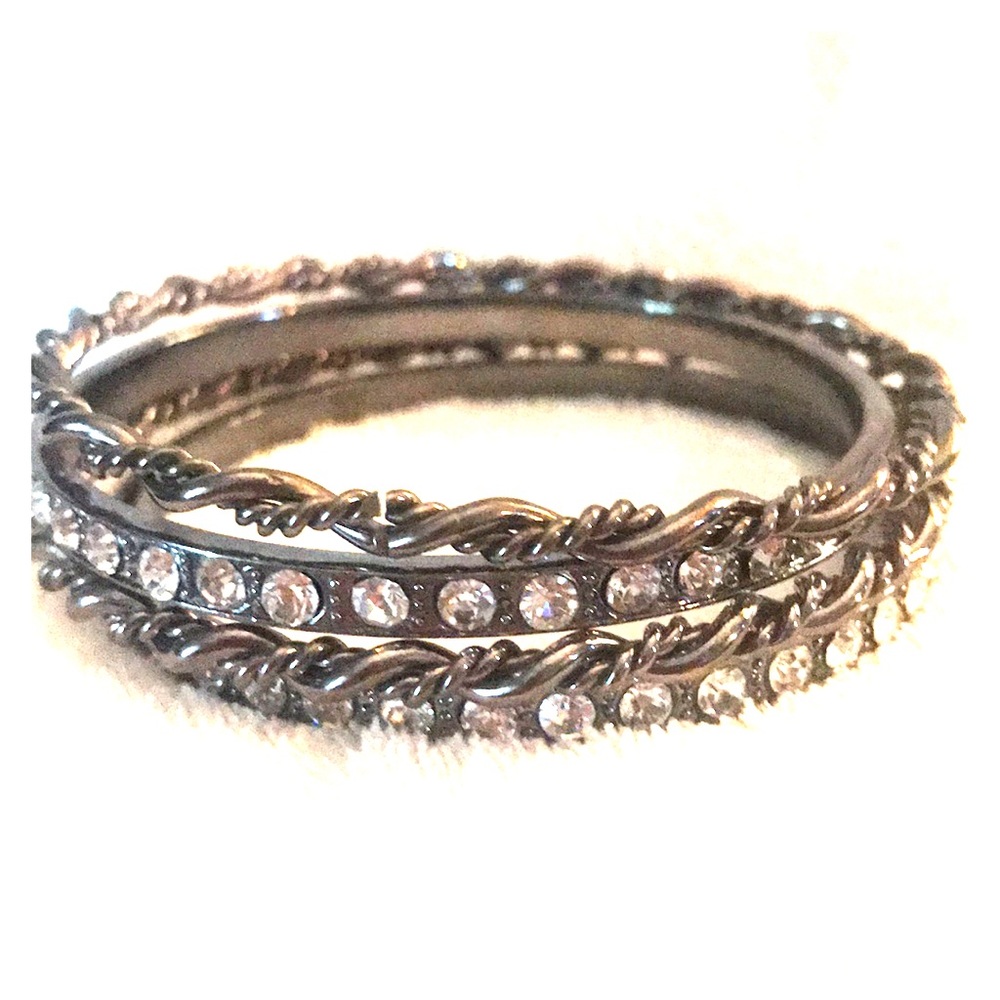 Bebe 4 stackable bangle set